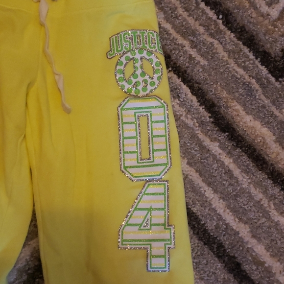 Girl's Justice sweat capri - Picture 2 of 3